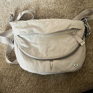 LULULEMON All Night Festival 5L Crossbody